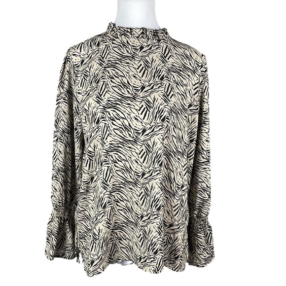 Veronica M Patterned Blouse with Bell Sleeves - Picture 1 of 13
